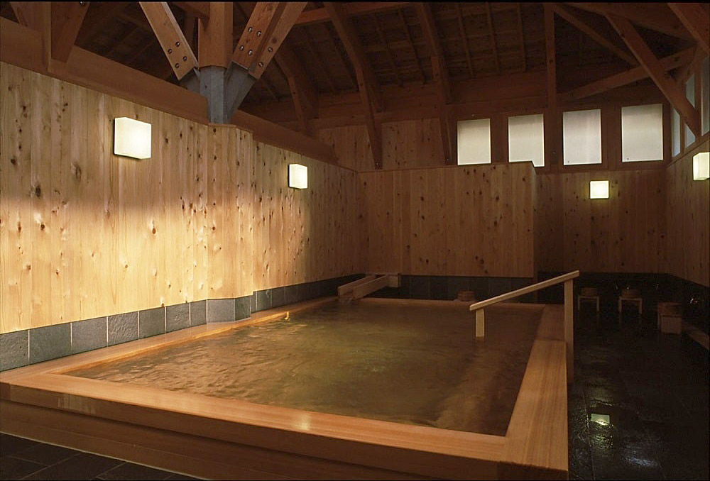 修善寺温泉　外湯　筥湯　檜の浴槽